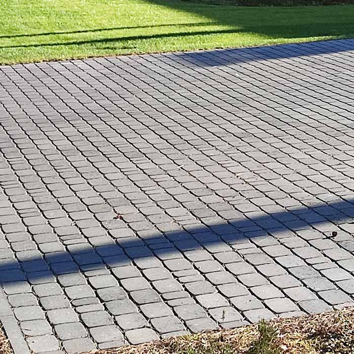 Liikumissuunaga risti olevad kivid aeglustavad hoogu Liikumissuunaga risti olevad kivid aeglustavad hoogu